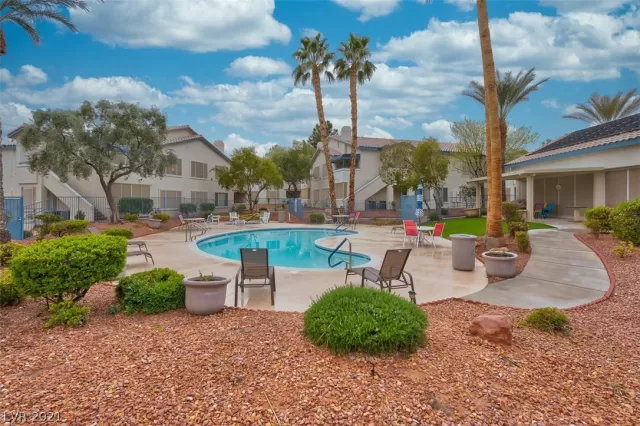 MLS: 2278151 Condo For Sale