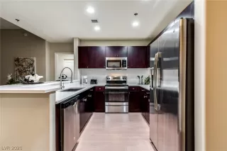 Photo #2: 2278157 Listing