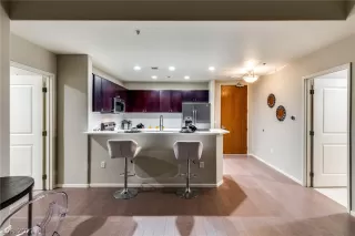 Photo #4: 2278157 Listing