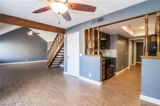 Photo #4: 2278199 Listing 