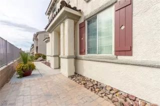 Photo #5: 2278220 Listing 