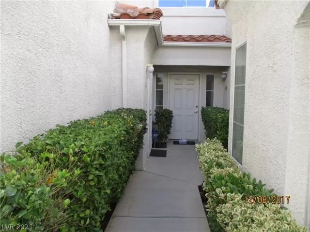 MLS: 2278250 Condo For Sale