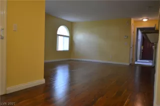 Photo #4: 2278251 Listing 