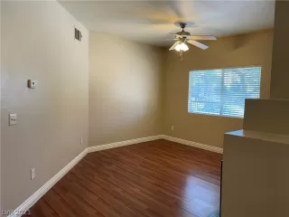 Photo #4: 2278261 Listing 