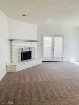 Photo #2: 2278305 Listing 