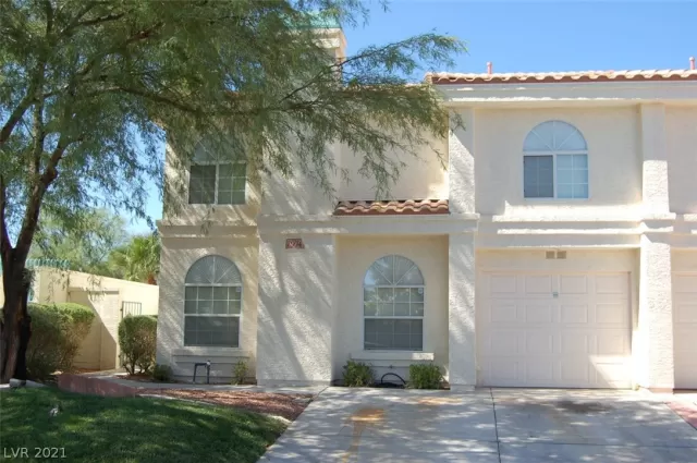 MLS: 2278318 Condo For Sale