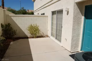 Photo #2: 2278318 Listing 