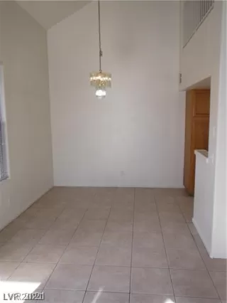 Photo #5: 2278322 Listing 