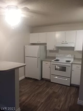Photo #6: 2278327 Listing 