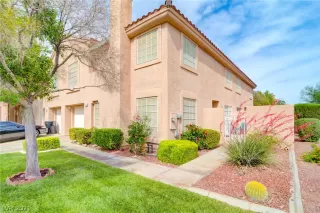 Photo #1: 2278329 Listing 