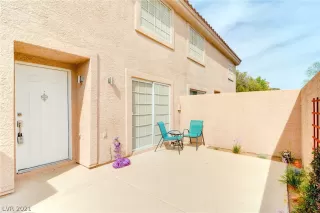 Photo #2: 2278329 Listing 