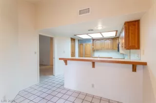 Photo #6: 2278330 Listing 