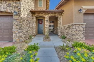 Photo #1: 2278339 Listing 