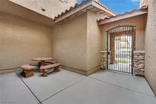 Photo #2: 2278339 Listing 