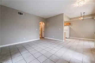 Photo #6: 2278344 Listing