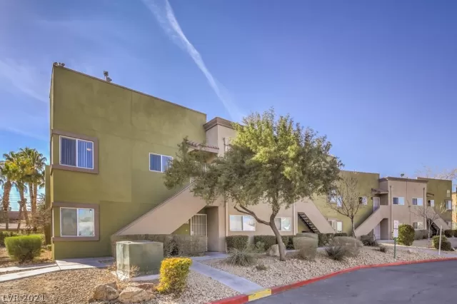 MLS: 2278350 Condo For Sale