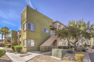 Photo #1: 2278350 Listing