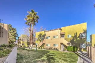 Photo #2: 2278350 Listing