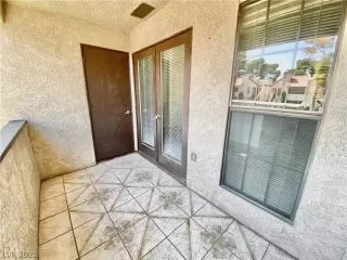 Photo #6: 2278357 Listing