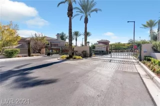 Photo #2: 2278369 Listing 