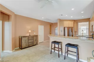 Photo #6: 2278372 Listing 