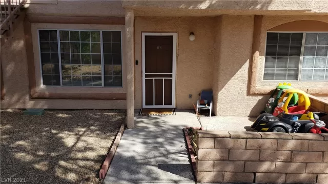 MLS: 2278390 Condo For Sale