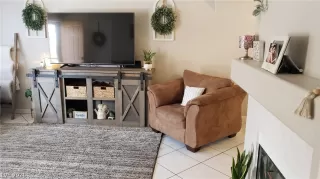 Photo #6: 2278390 Listing