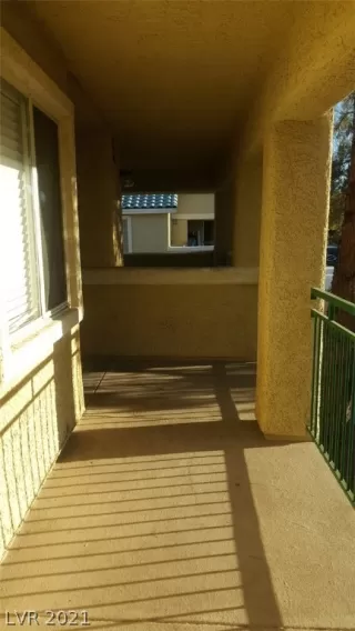 Photo #2: 2278397 Listing