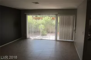 Photo #5: 2278417 Listing