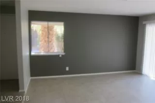 Photo #6: 2278417 Listing