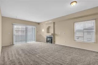 Photo #3: 2278435 Listing