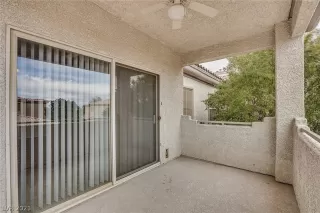 Photo #5: 2278435 Listing