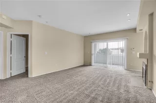 Photo #6: 2278435 Listing