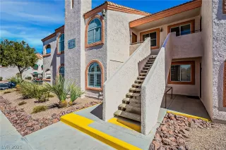 Photo #2: 2278461 Listing