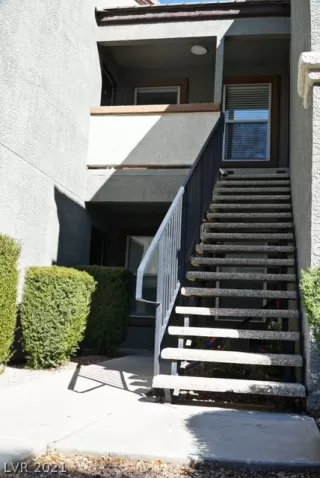 Photo #3: 2278467 Listing 