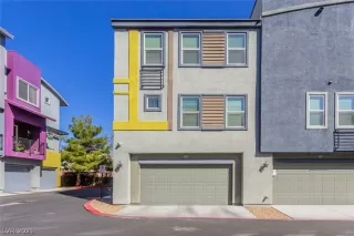 Photo #4: 2278489 Listing