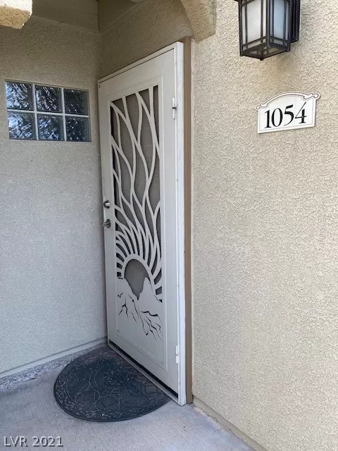 MLS: 2278504 Condo For Sale