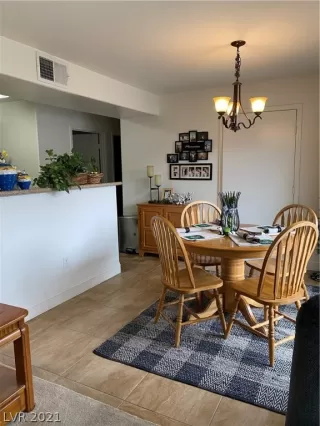 Photo #3: 2278505 Listing