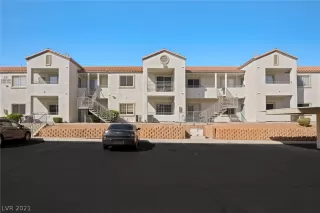 Photo #6: 2278519 Listing