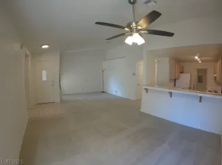 Photo #5: 2278528 Listing