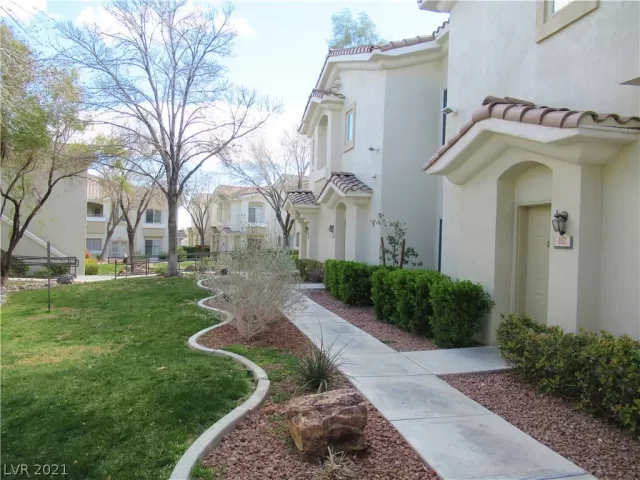 MLS: 2278555 Condo For Sale