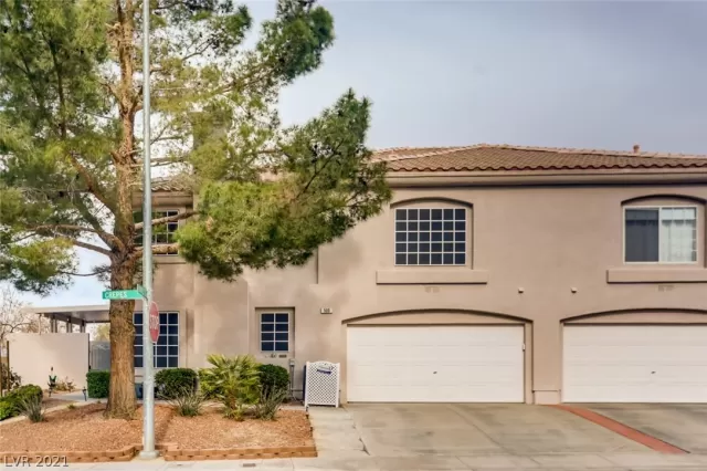 MLS: 2278558 Condo For Sale