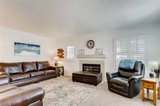 Photo #3: 2278558 Listing