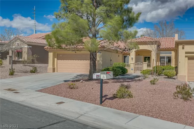 MLS: 2278574 Condo For Sale
