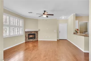 Photo #4: 2278576 Listing