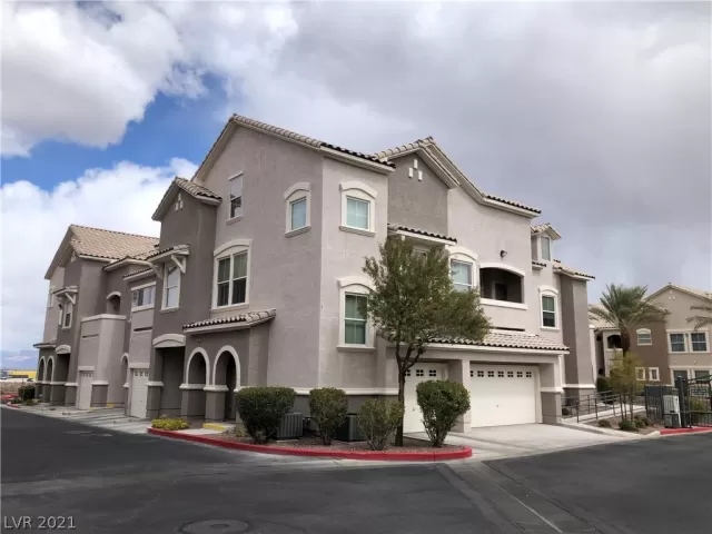 MLS: 2278588 Condo For Sale