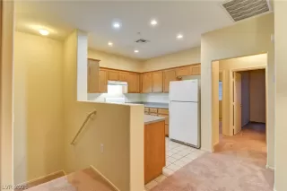 Photo #5: 2278612 Listing 