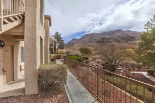 Photo #6: 2278627 Listing 
