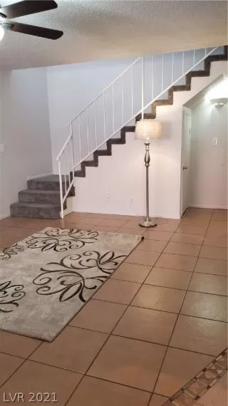 Photo #2: 2278630 Listing