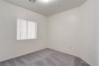 Photo #5: 2278649 Listing 